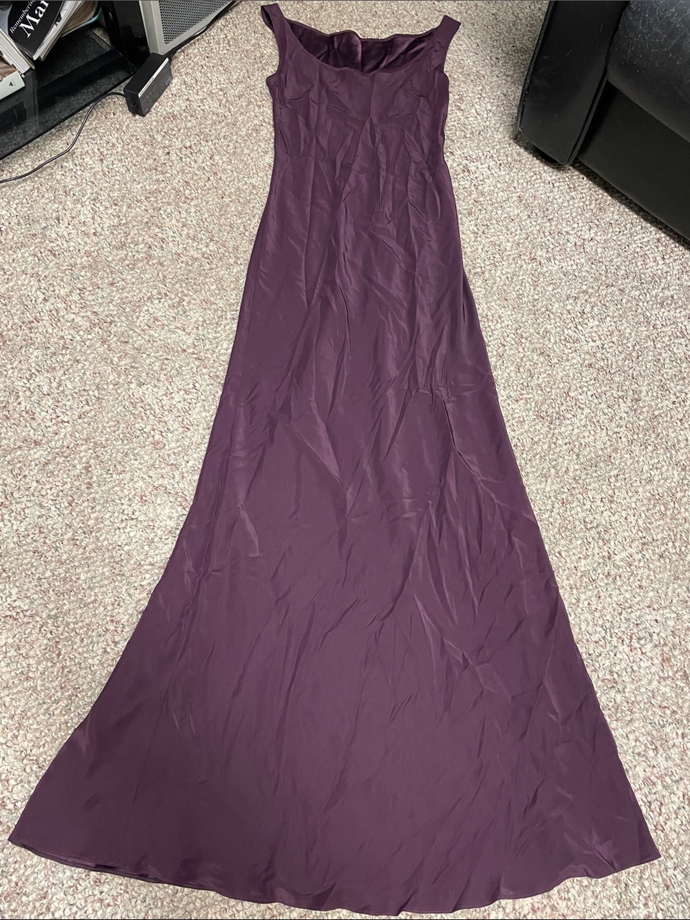 100% silk scoop neck sleeveless Women’s Elegant Plum Maxi Dress- new
